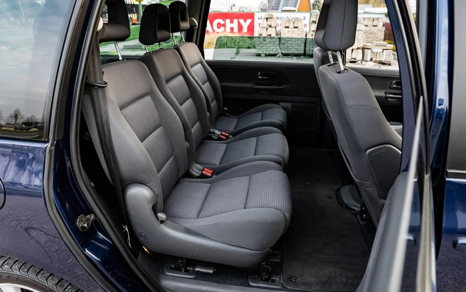 Volkswagen Sharan cena 26900 przebieg: 191000, rok produkcji 2008 z Radom małe 529